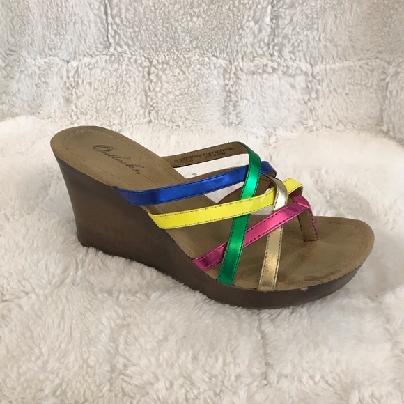 Outlooks Shoes - Outlooks Colorful Thong Sandals Size 7.5